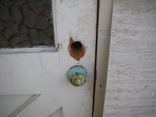 Old door knob, new door