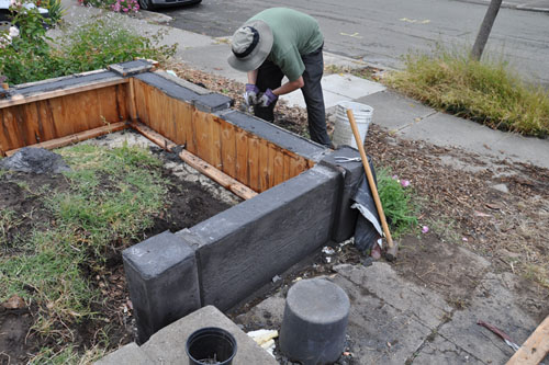 Pulling off the formwork