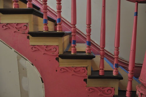 Side of handrail with baluster transitions